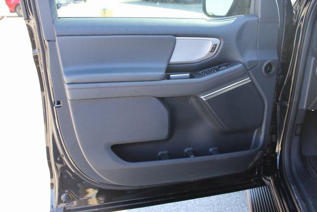 new 2025 Ford Expedition car, priced at $64,179