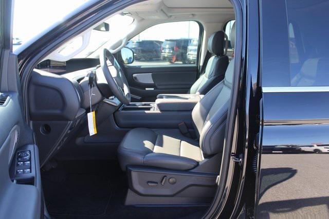 new 2025 Ford Expedition car, priced at $64,179