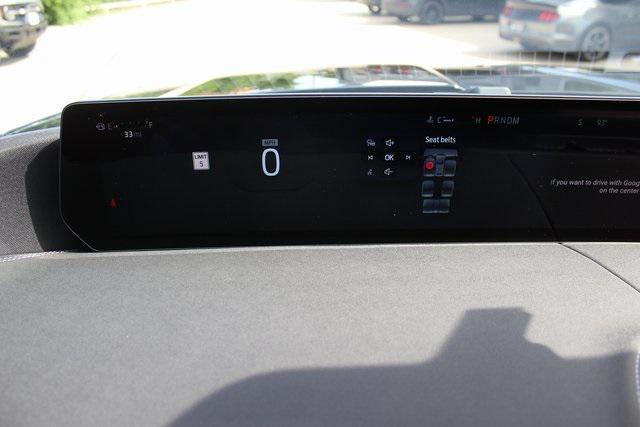 new 2025 Ford Expedition car, priced at $82,970