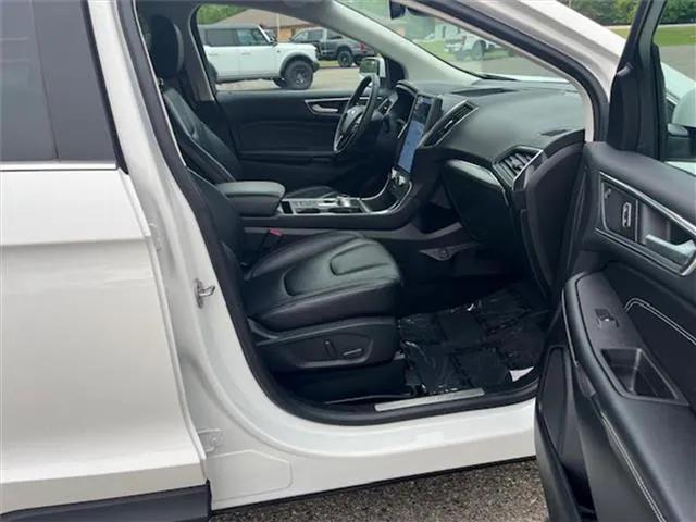 used 2022 Ford Edge car, priced at $32,995