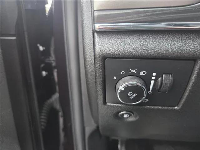 used 2019 Jeep Grand Cherokee car, priced at $18,995