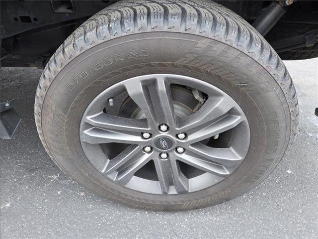 used 2022 Ford F-150 car, priced at $37,995