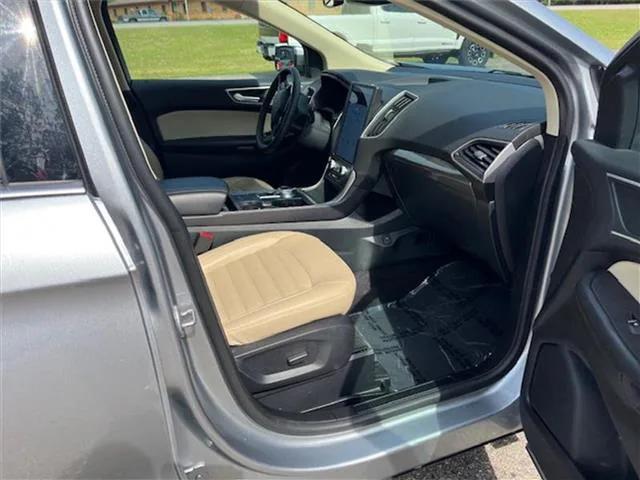 used 2024 Ford Edge car, priced at $27,632