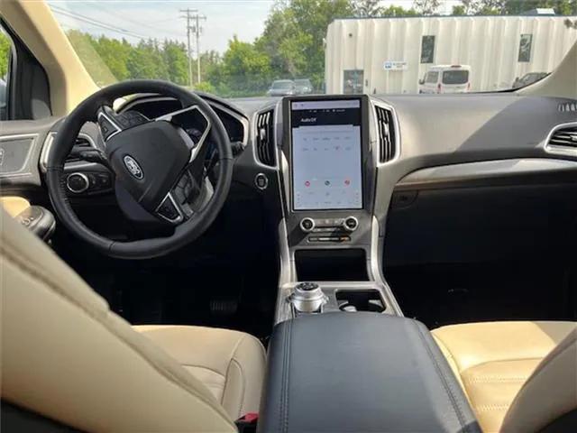 used 2024 Ford Edge car, priced at $27,632