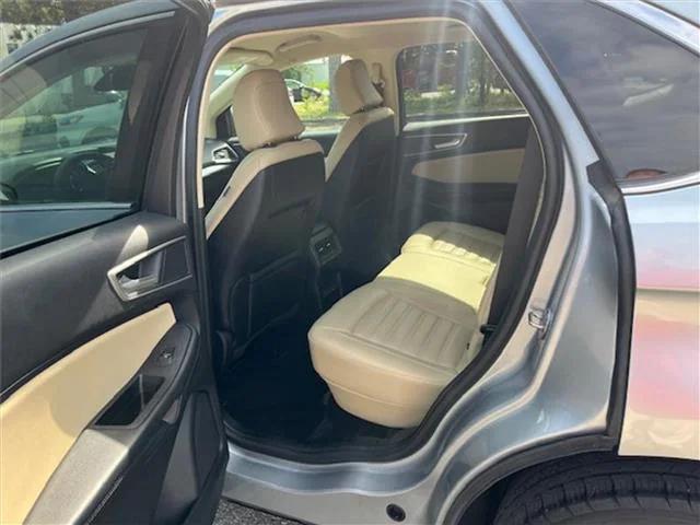 used 2024 Ford Edge car, priced at $27,632