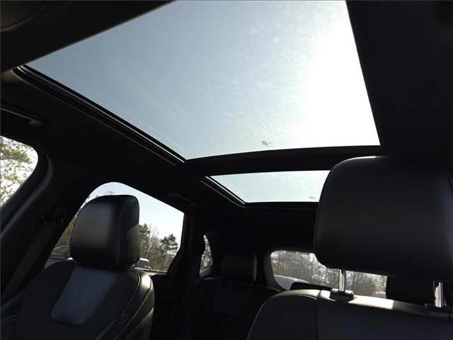 used 2022 Ford Edge car, priced at $33,845