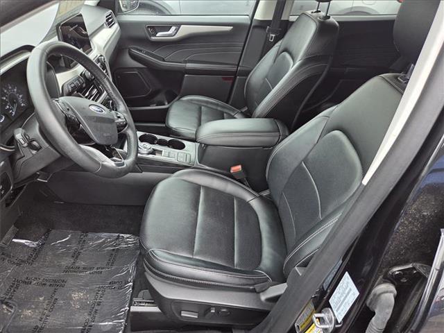 used 2022 Ford Escape car, priced at $24,995