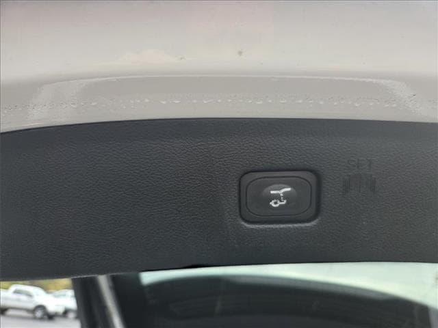 used 2022 Ford Edge car