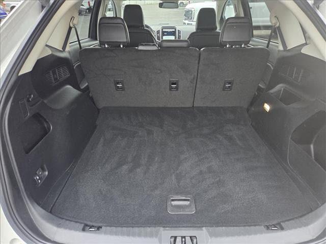 used 2022 Ford Edge car