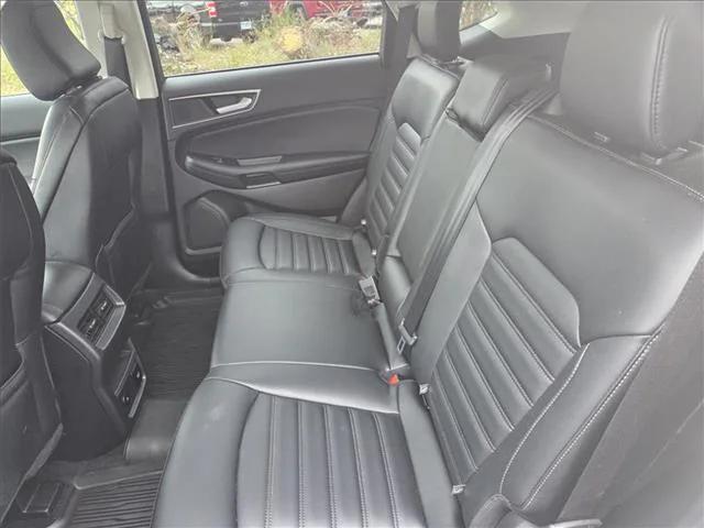 used 2022 Ford Edge car