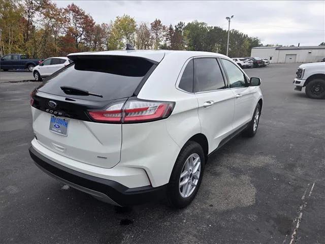 used 2022 Ford Edge car