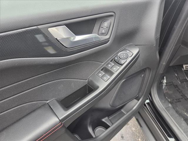 used 2023 Ford Escape car, priced at $27,995