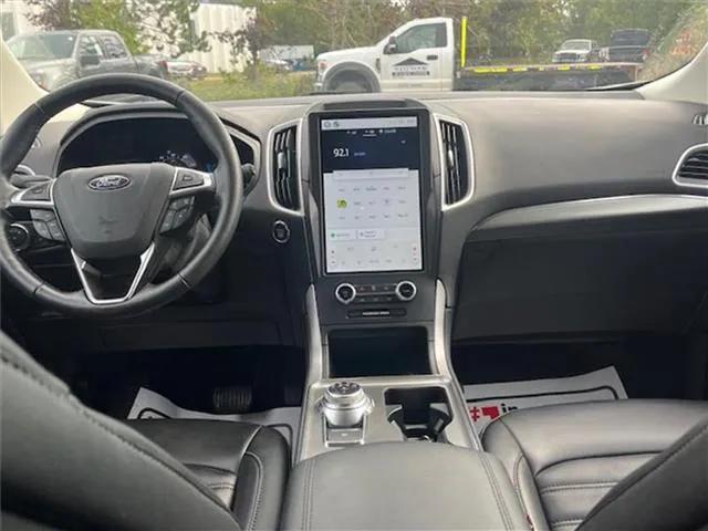 used 2022 Ford Edge car, priced at $30,995