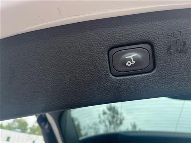 used 2022 Ford Edge car, priced at $30,995