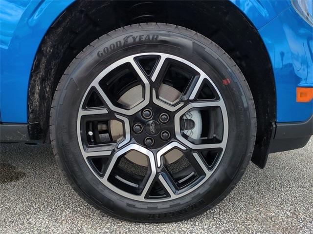 new 2025 Ford Maverick car, priced at $39,230