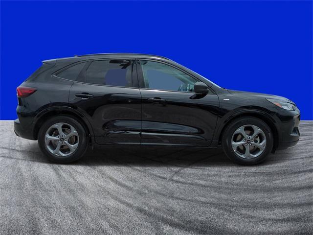 used 2023 Ford Escape car, priced at $21,999