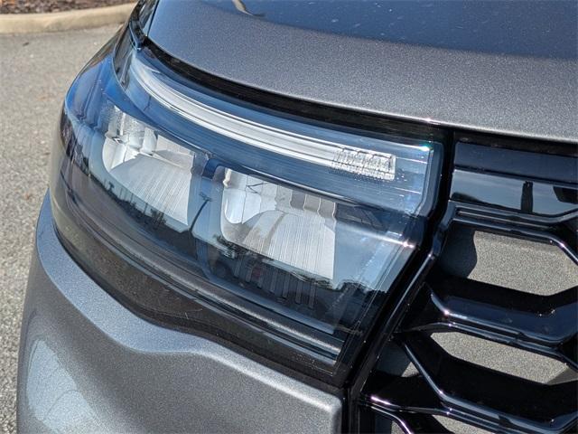 new 2025 Ford Explorer car, priced at $57,320
