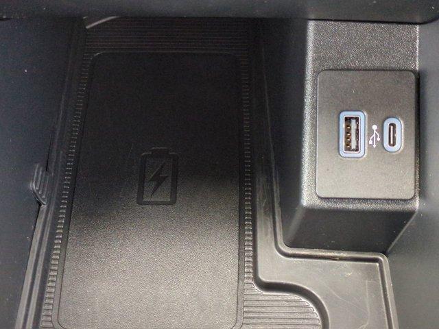 used 2023 Ford Edge car, priced at $25,899