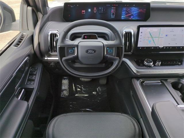 new 2025 Ford Expedition car, priced at $87,230