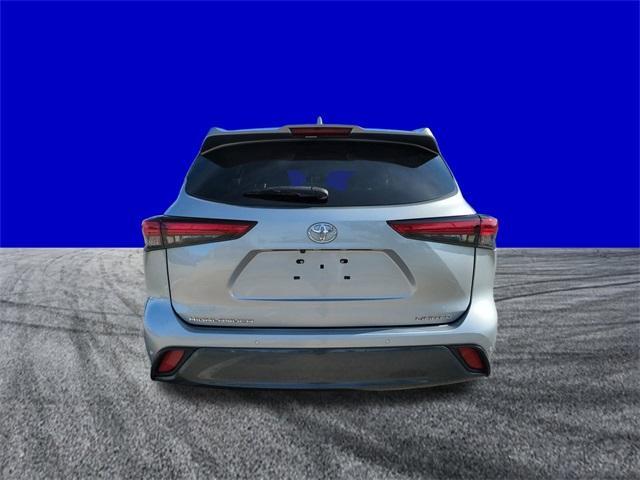 used 2023 Toyota Highlander car, priced at $32,799