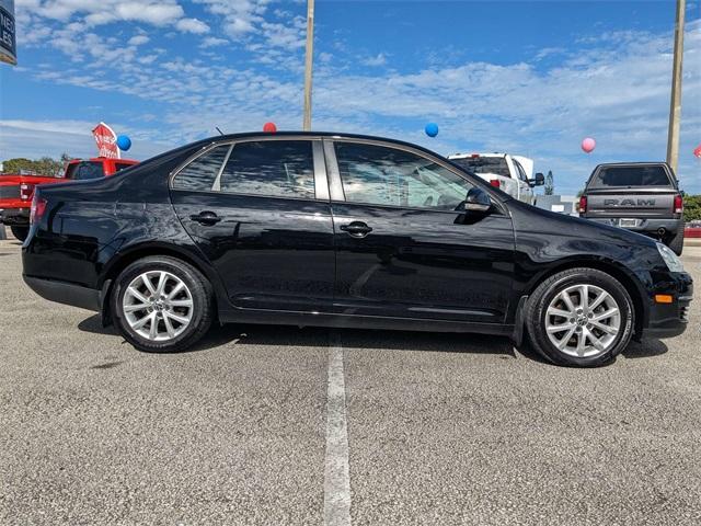 used 2010 Volkswagen Jetta car, priced at $5,599