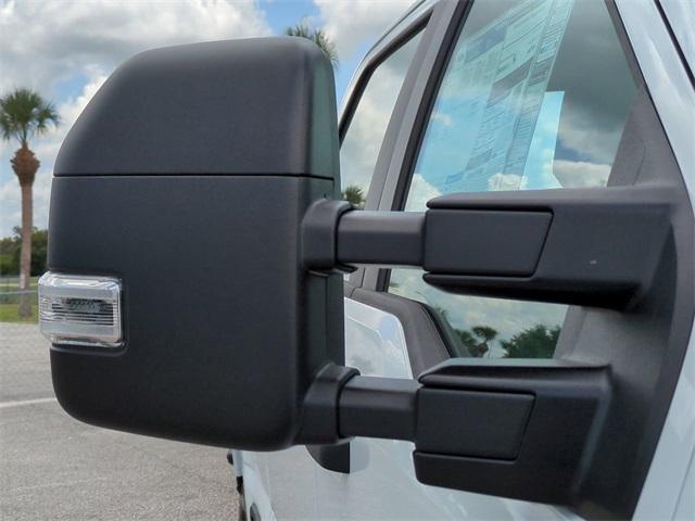new 2025 Ford F-250 car, priced at $55,030