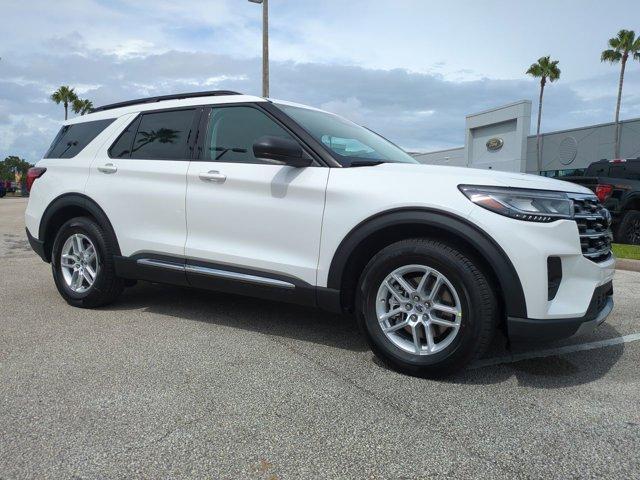 new 2025 Ford Explorer car, priced at $46,915