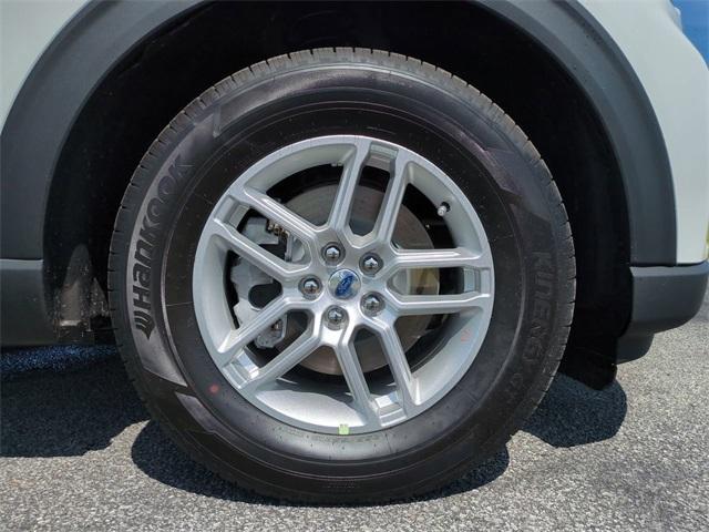 new 2025 Ford Explorer car, priced at $46,915