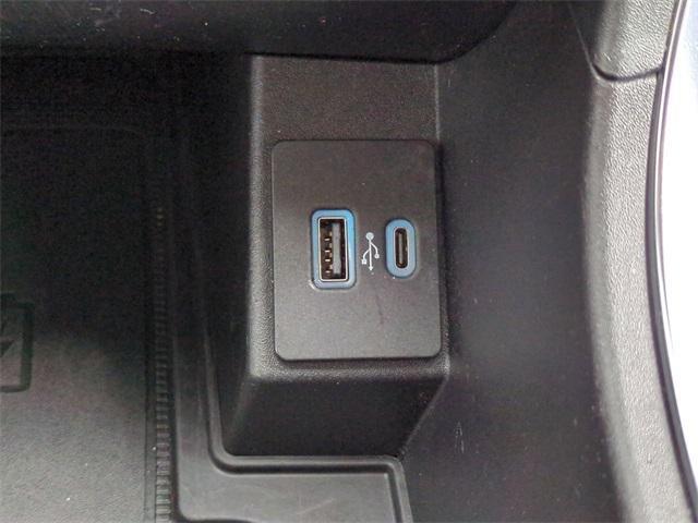 used 2022 Ford Edge car, priced at $19,998