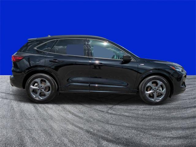 used 2023 Ford Escape car, priced at $21,499