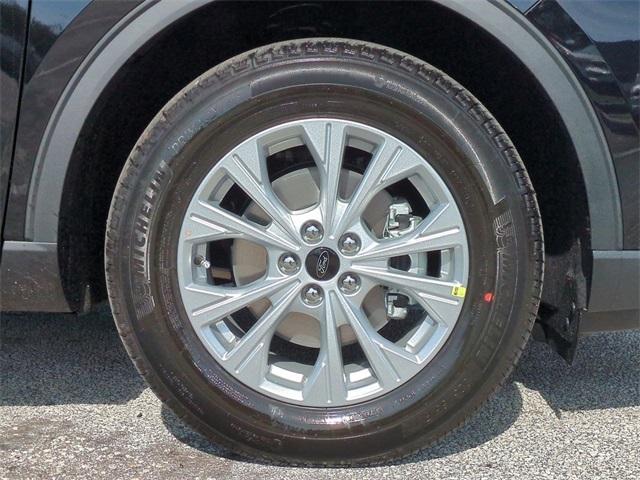 new 2026 Ford Escape car, priced at $33,185