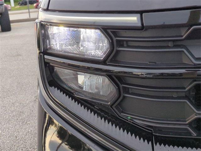 new 2025 Ford Expedition car, priced at $71,730