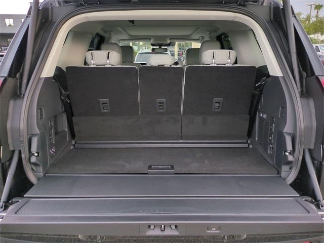 new 2025 Ford Expedition car, priced at $71,730