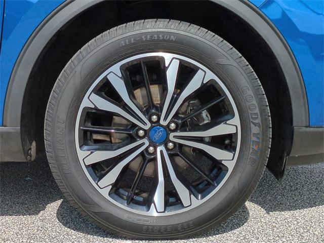 used 2022 Ford Escape car, priced at $19,548