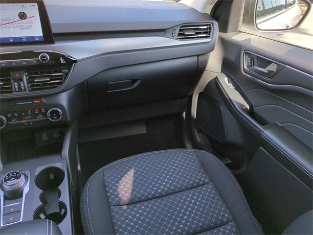 new 2025 Ford Escape car, priced at $30,990