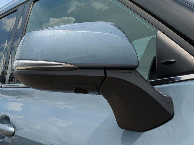 used 2021 Toyota Highlander car, priced at $34,799