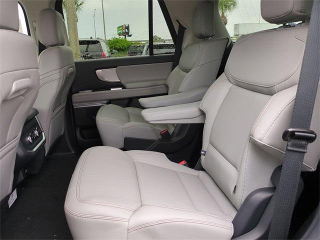 new 2025 Ford Expedition car, priced at $69,225