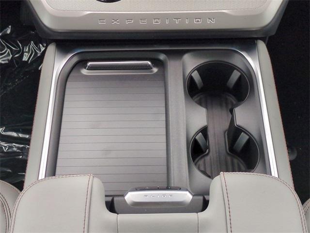 new 2025 Ford Expedition car, priced at $69,225