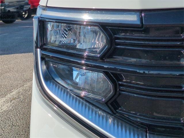 new 2025 Ford Expedition car, priced at $80,255