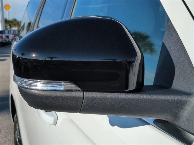 new 2025 Ford Expedition car, priced at $80,255