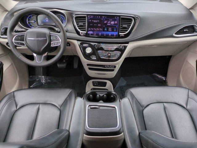 used 2023 Chrysler Pacifica Hybrid car, priced at $26,099