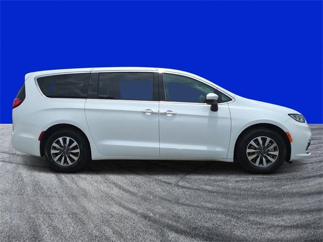 used 2023 Chrysler Pacifica Hybrid car, priced at $24,173