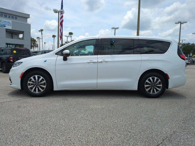 used 2023 Chrysler Pacifica Hybrid car, priced at $26,099