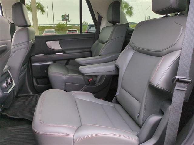 new 2025 Ford Expedition car, priced at $69,405