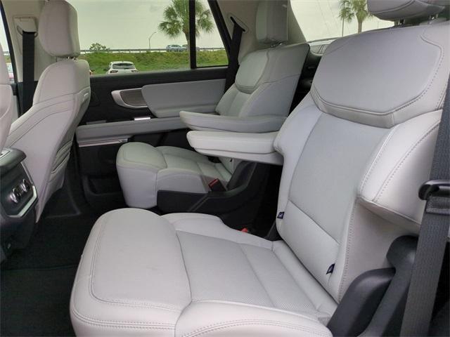 new 2025 Ford Expedition car, priced at $79,730