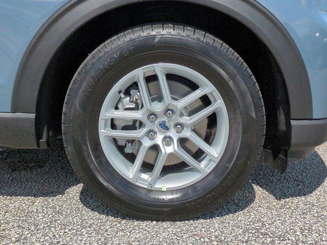 new 2025 Ford Explorer car, priced at $46,615
