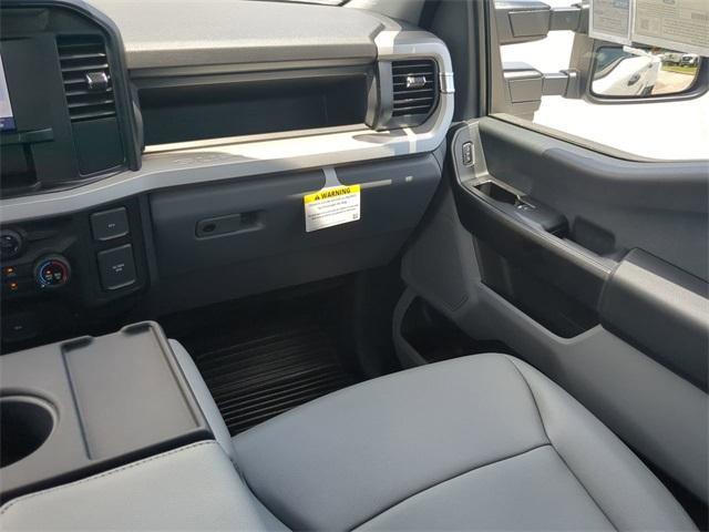 new 2025 Ford F-450 car, priced at $79,030