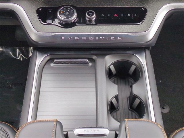 new 2025 Ford Expedition car, priced at $84,940