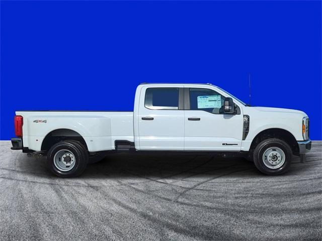 new 2025 Ford F-350 car, priced at $69,570