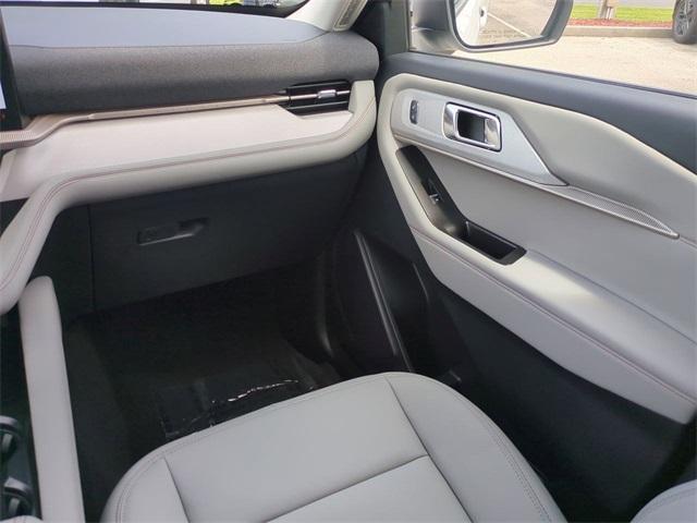 new 2025 Ford Explorer car, priced at $46,915